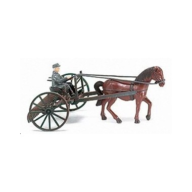 Miniature rateau-faneur avec conducteur et cheval