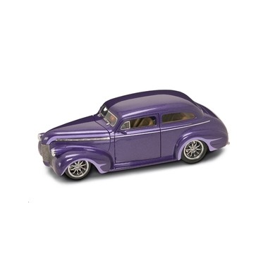 Miniature Chevy Sedan violet métallisé 1940