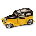 Miniature Ford Model A Sedan jaune 1931
