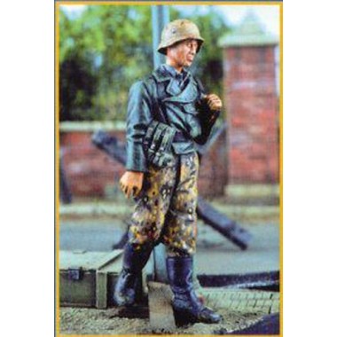 Figurine maquette Grenadier allemand 9e SS, 1944