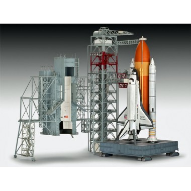 Maquette Launch Tower & Space Shuttle with Booster Rockets