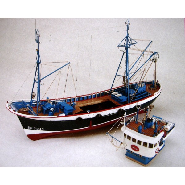 Maquette Bateau de Pêche en Bois Marina II 1:50 : Thonier