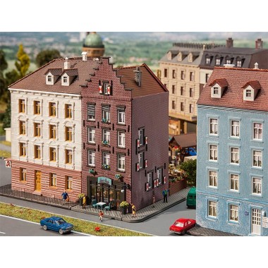 Maquette Maison de vieille ville avec bar, Epoque 2
