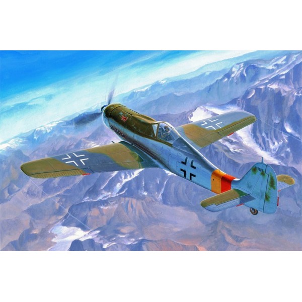 Maquette Avion REVELL Focke Wulf FW 190D-9 échelle 1:48 - 144 Pièces, Neuf