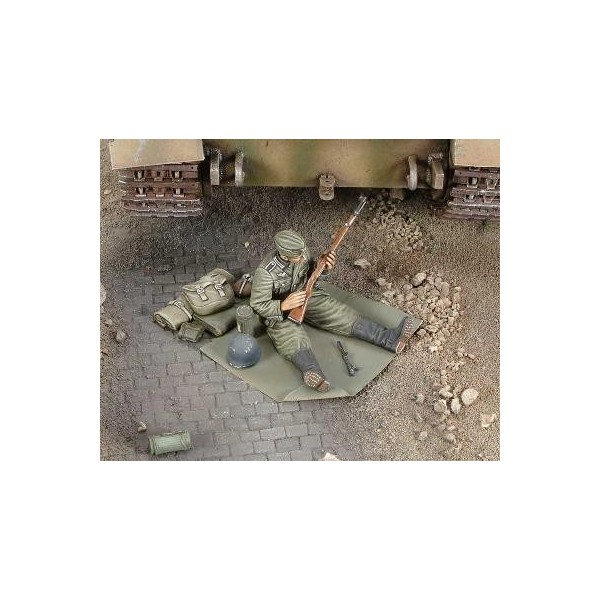 Maquette Soldat Allemand WWII En Résine - Échelle 1/35 - 2 Figurines Non Assemblées - Pour Modélisme (à Peindre)