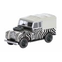 Miniature Land Rover 88 Safari