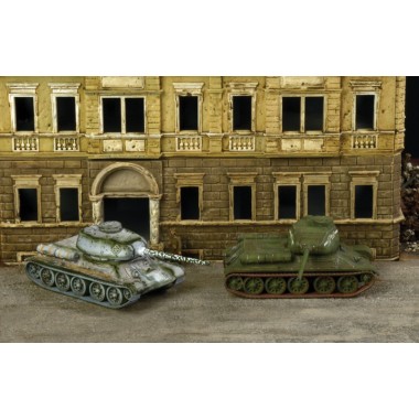 Maquette T34/85 soviétique, 2ème GM Maquette T34/85 soviétique, 2ème GM