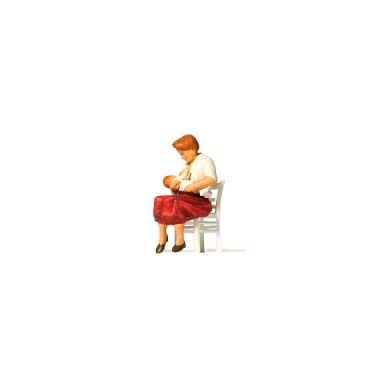 Figurine Maman Pouponnant Figurine Maman Pouponnant