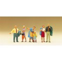 Figurines Famille en promenade 