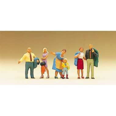 Figurines Famille en promenade Figurines Famille en promenade