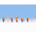 Figurines Pompiers (vêtements de couleur orange)