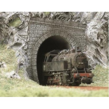 2 entrées de tunnel, à 1 voie, traction vapeur 2 entrées de tunnel, à 1 voie, traction vapeur