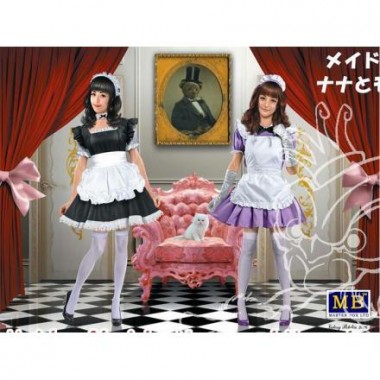 Figurines maquette Nana et Momoko serveuses de bar café AKIHABARA (Tokyo) Figurines maquette Nana et Momoko serveuses de bar café AKIHABARA (Tokyo)