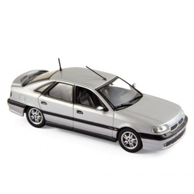 Miniature Renault Safrane Biturbo Baccara 1993 - Silver Miniature Renault Safrane Biturbo Baccara 1993 - Silver
