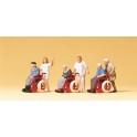 Figurines Passants chaises roulantes