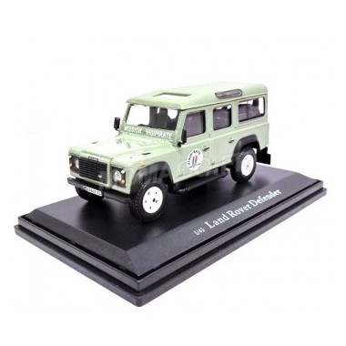 Miniature Land Rover Defender long "VIGIPIRATE"