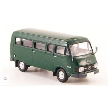 Miniature Mercedes Benz L 206 D Kombi, vert foncé